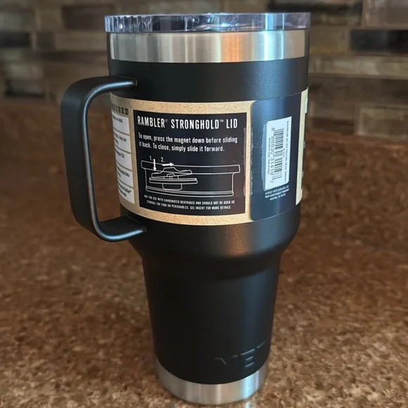 Yeti Rambler 30oz Travel Mug - Picture 2 of 6